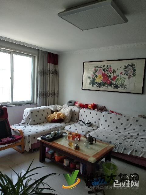 濰水藍灣三室兩廳精裝干凈手續(xù)齊全可以貸款